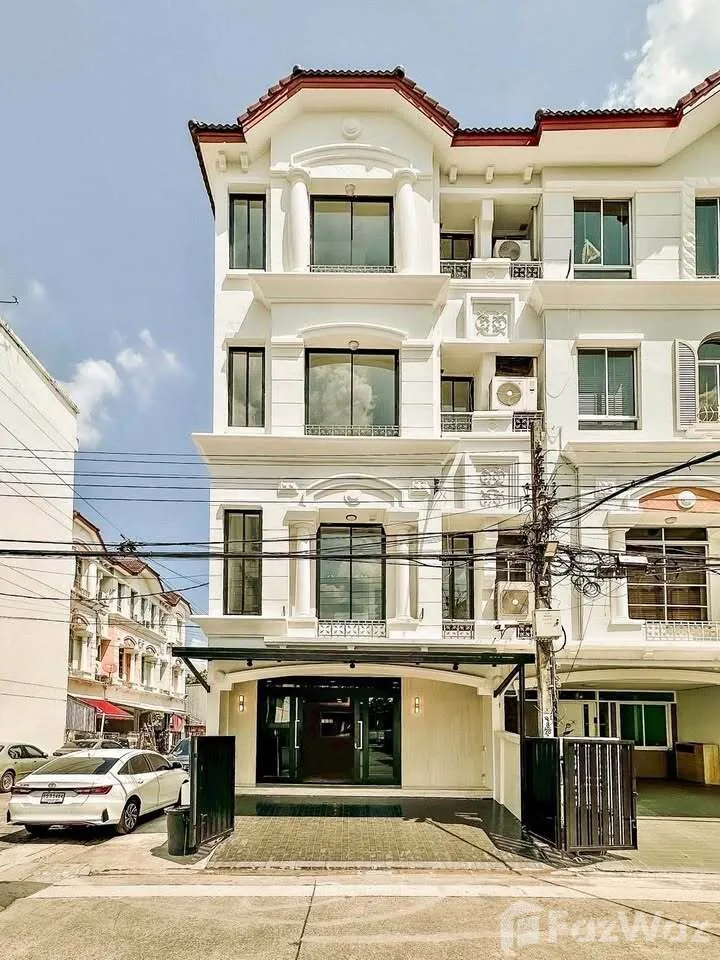 ขายทาวน์โฮม : ขาย ทาวน์เฮ้าส์ 4 ห้องนอน ในโครงการ บ้านกลางเมือง พระราม 9-กรุงเทพกรีฑา 6156149