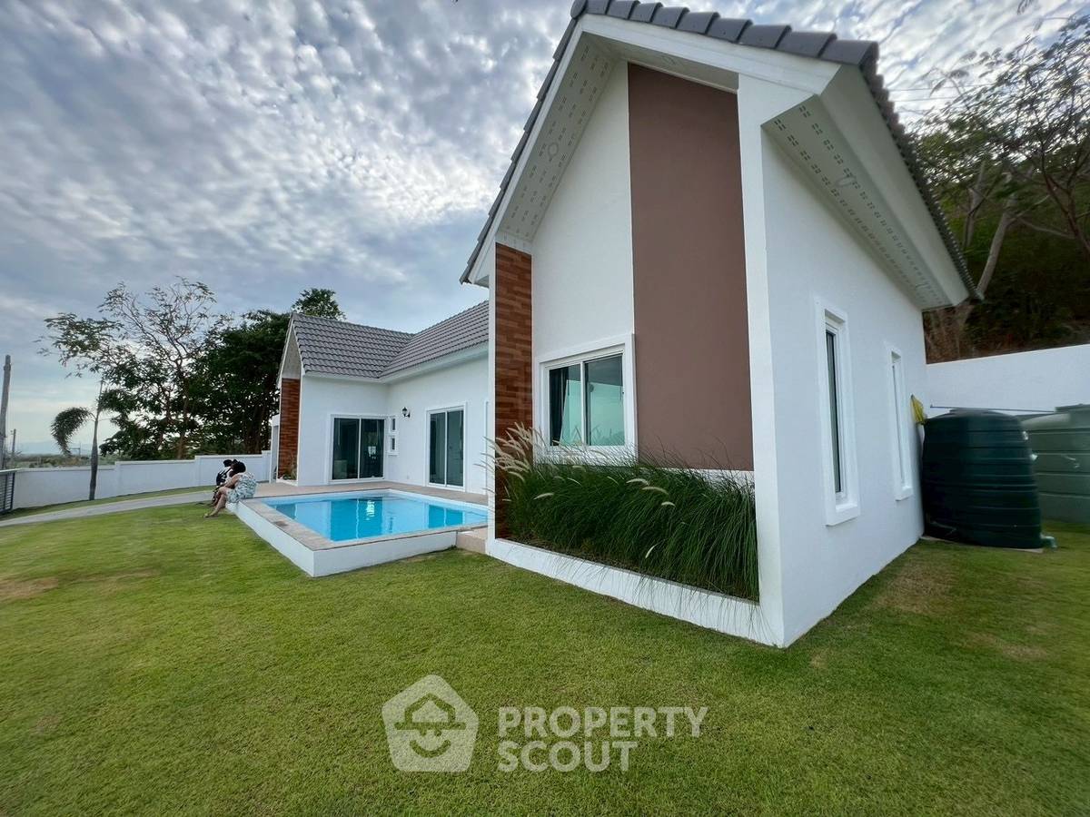 รูป วิลล่า 4-ห้องนอน ใน หินเหล็กไฟ (ID 2778843) - รูปที่ 2/17