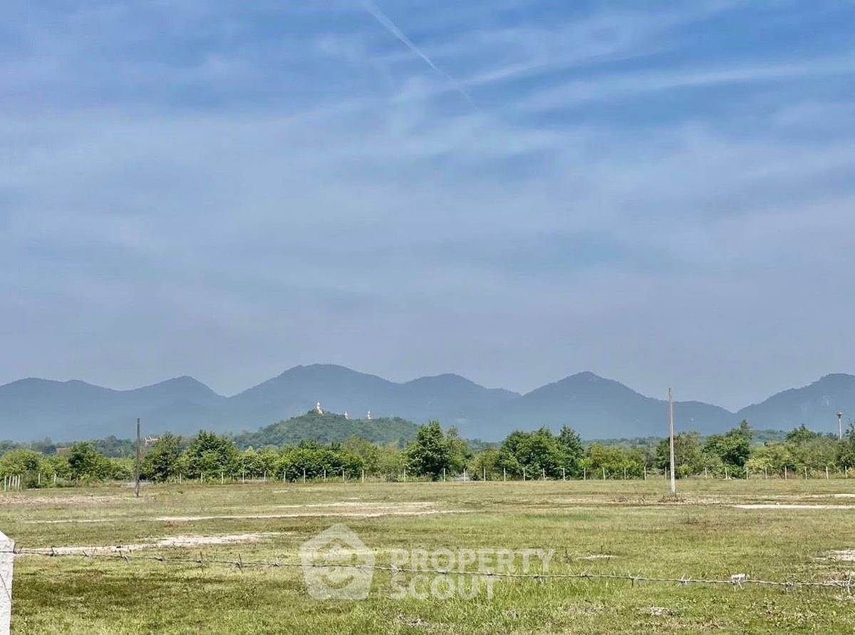 picture 5,200 m² Land for Sale in Sam Phraya (ID 2779984) - 3/5