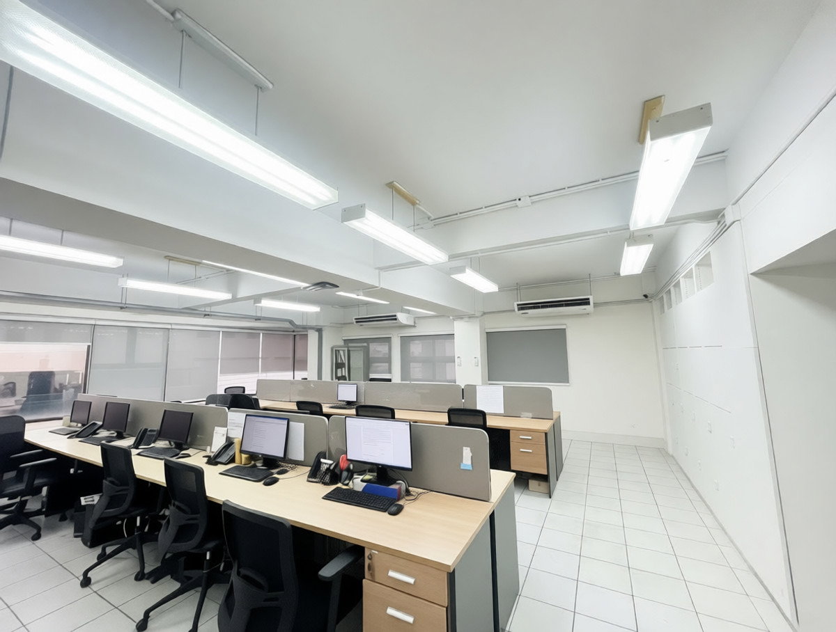 รูป S1097 🚨 ตึก 8 ชั้น ทำเลทอง พระราม 9 – Rare Item ตัวจริง! 🚨  ทำเลหัวมุม เพียง 65 ล้านบาท - รูปที่ 11/17