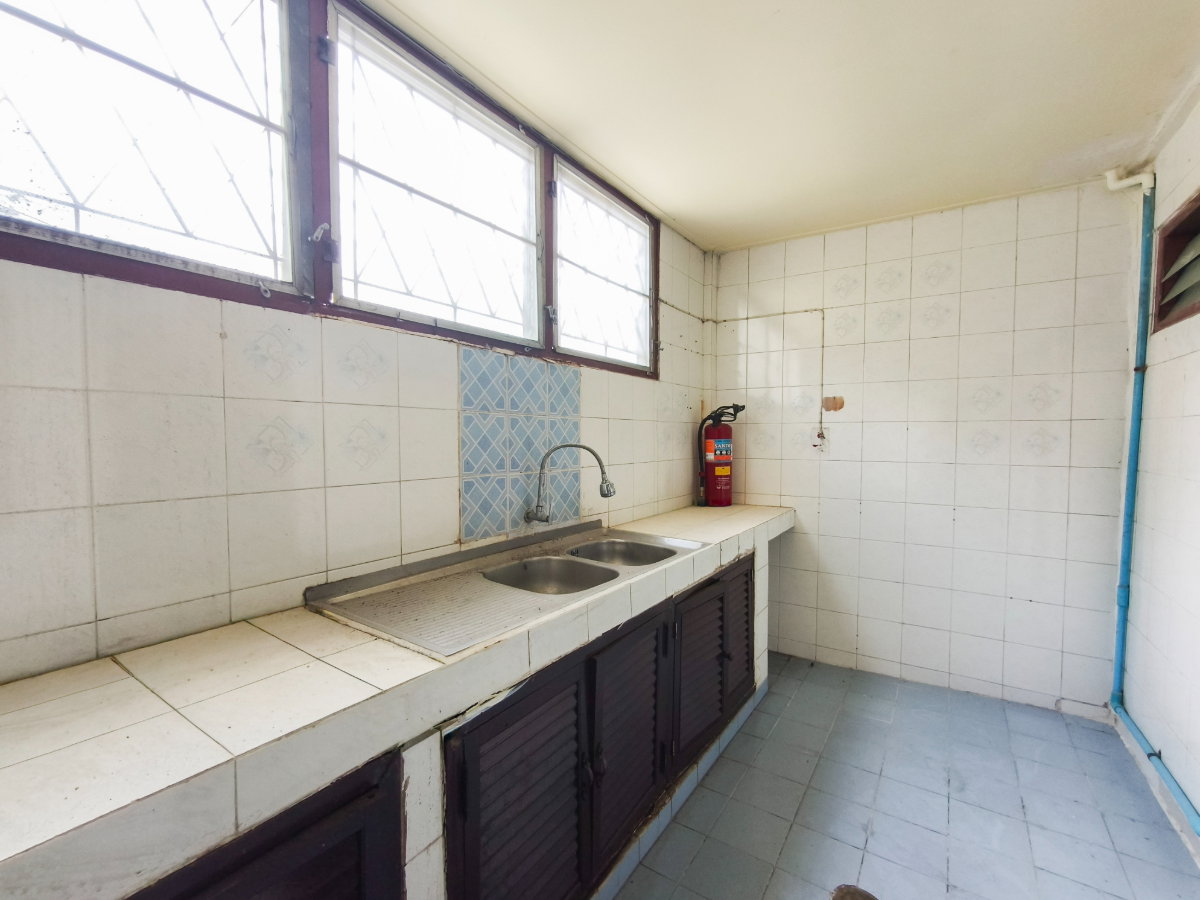 รูป  HUB-550 🚨ด่วน!! ทาวน์เฮ้าส์ 2 ชั้น🚨 ใกล้สถานี บางซื่อ เพียง 700 เมตร "หมู่บ้านวิมานทิพย์" เพียง 2.29 ล้าน ทำเลทองย่านบางซื่อ *0659174222* - รูปที่ 13/17