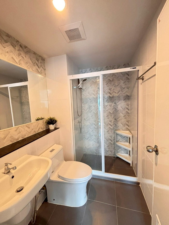 รูป 🏢 ให้เช่า REGENT HOME BANGNA ✨ ห้องมุมใหม่เอี่ยม ครื่องใช้ไฟฟ้าครบ ✨💰 ค่าเช่า:12,000 บาท / เดือน(สัญญา 1 ปี)🔥 11,500 บาท / เดือน(สัญญา 2 ปีขึ้นไป) - รูปที่ 8/12