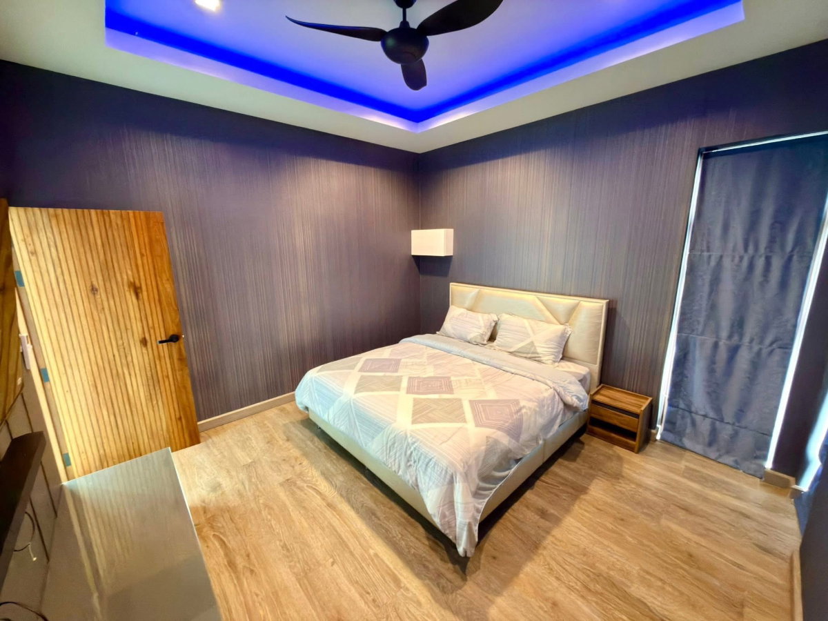 รูป ขายพูลวิลล่าหรู ในพัทยา พร้อมการตกแต่งและสิ่งอำนวยความสะดวกครบครัน ใกล้อ่างมาบประชันเพียง พร้อมเข้าอยู่ - รูปที่ 7/32