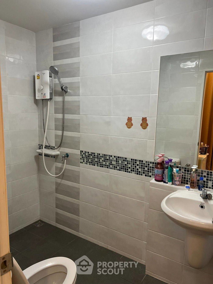 รูป ทาวน์เฮ้าส์ 3-ห้องนอน ใน คลองถนน (ID 2778269) - รูปที่ 18/19