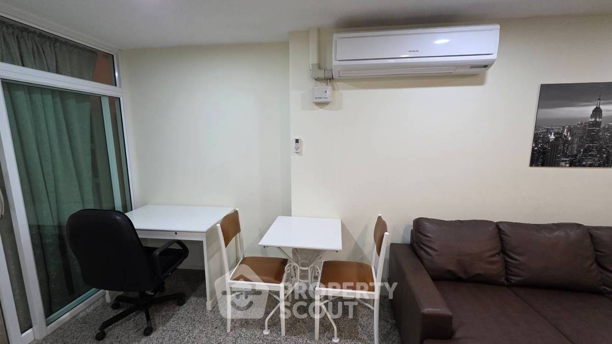 picture 2-BR Condo at Wittayu Complex near BTS Phloen Chit (ID 382383) - 10/19