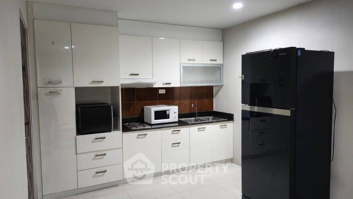 รูป คอนโด 2-ห้องนอน ที่ สุขุมวิท ลิฟวิ่ง ทาวน์ ใกล้ MRT เพชรบุรี (ID 2778975) - รูปที่ 3/12