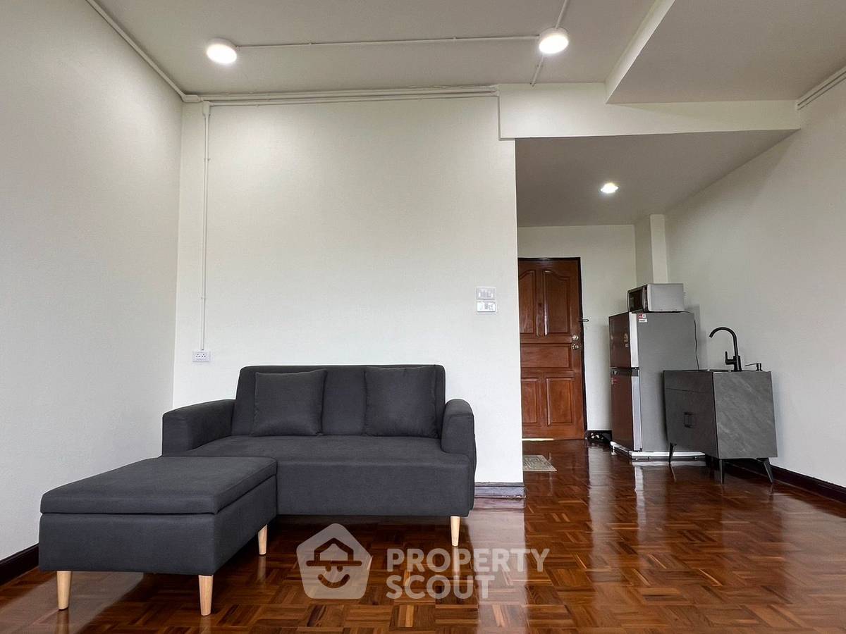picture 1-BR Condo at Phasuk Place near BTS Ari (ID 1803304) - 6/10