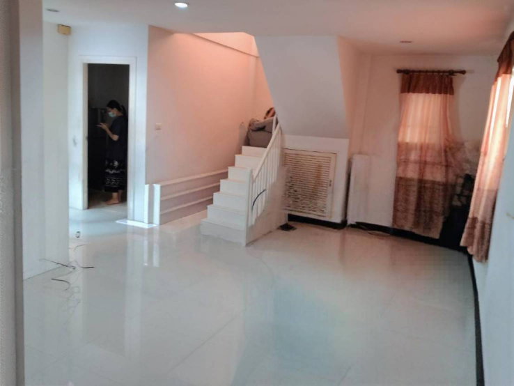 รูป ขายด่วน บ้านเดี่ยว 2 ชั้น โครงการ: ม.นลินเรสสิเด้นท์  หทัยราษฎร์ ราคาพิเศษ พร้อมอยู่  - รูปที่ 5/15