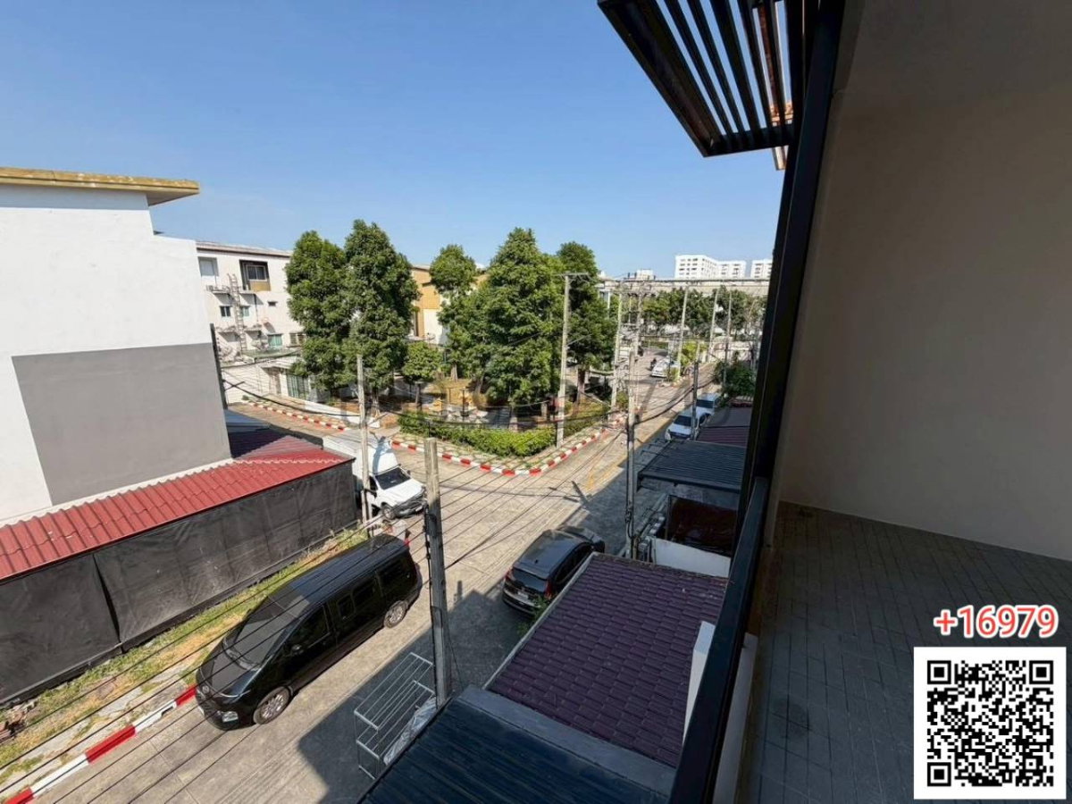 รูป ขาย ทาวน์โฮม 3 ชั้น Sixnature Watcharapol พร้อมเข้าอยู่ - รูปที่ 15/17