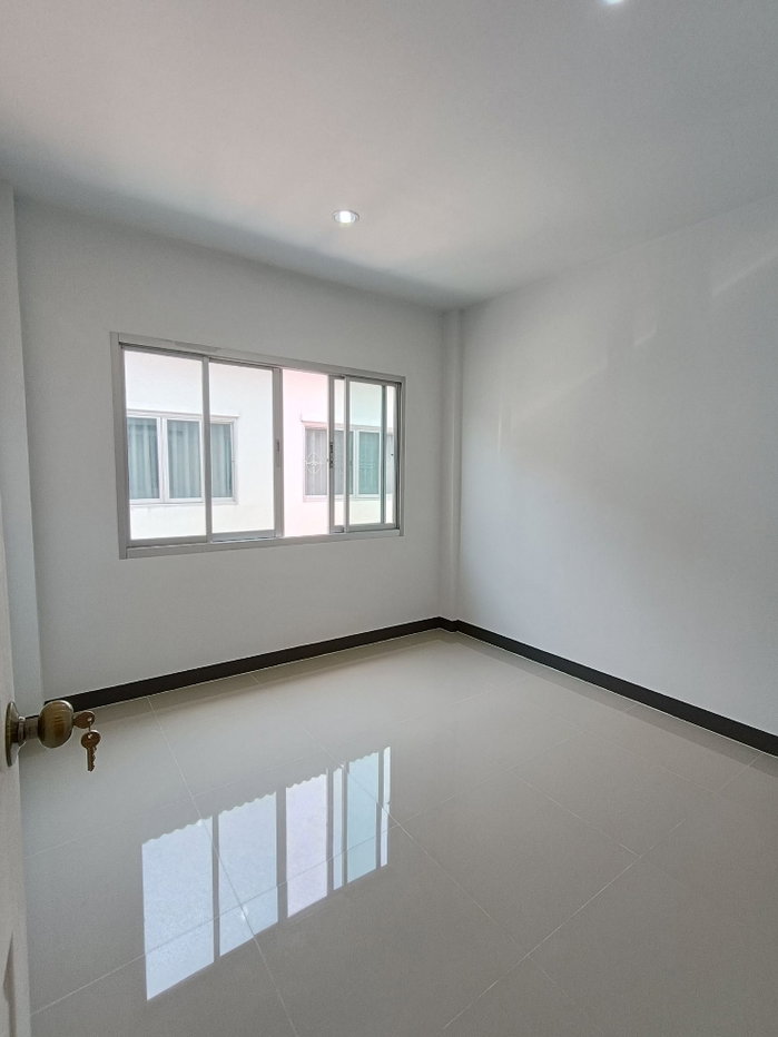 รูป ลาดกระบัง  หนองจอก ฉลองกรุง หมู่บ้านราชพฤกษ์ นัดชมบ้าน 085-318-6868 คุณวา - รูปที่ 17/23