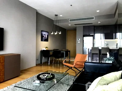 Condos for rent : . 5675302