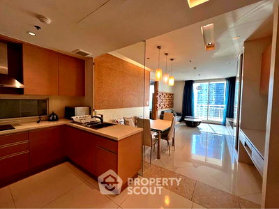 Condos for rent Sathorn Thani Tower : 1-BR Condo at The Empire Place near BTS Saint Louis (ID 2719595)