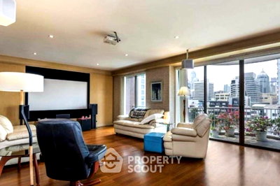 Condos for sale : 4-BR Condo at Chidlom Place near BTS Chit Lom (ID 2776271)