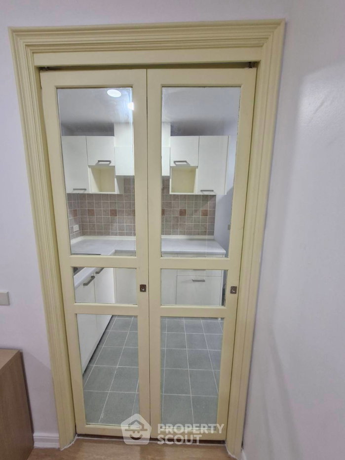 picture 1-BR Condo at Lumpini Place Narathiwas Ratchanakarin in Chong Nonsi (ID 2044107) - 5/17