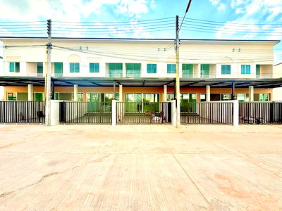 ทาวน์โฮม ชลบุรี : ขายทาวน์โฮมพัทยา มินิมอลโฮมมี่ ใกล้อ่างมาบประชัน ฟีลอบอุ่น พร้อมอยู่