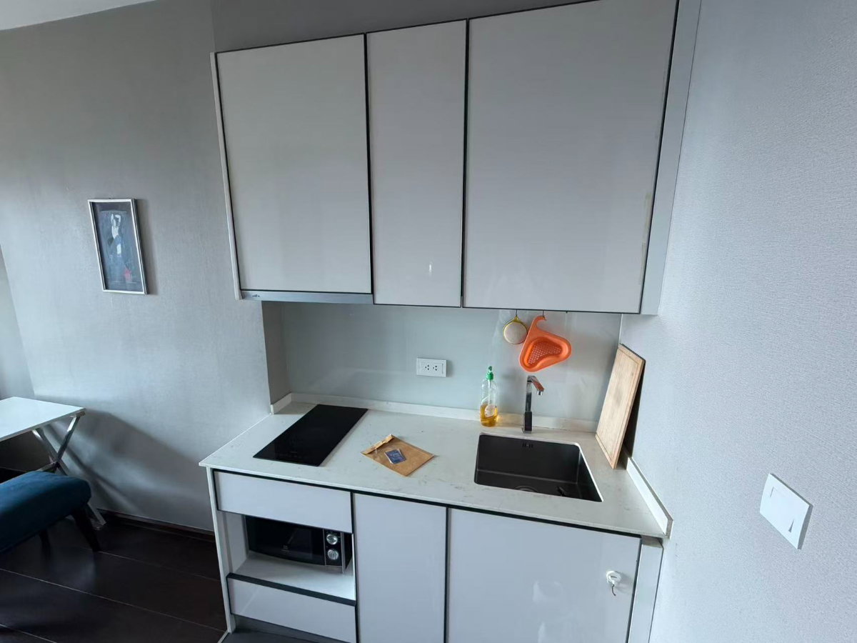 รูป ซี เอกมัย | ชั้น 39-ชั้นสูง ยูนิต 32 ตร.ม. เช่า 1 ห้องนอน 16,000 บาท - รูปที่ 4/10