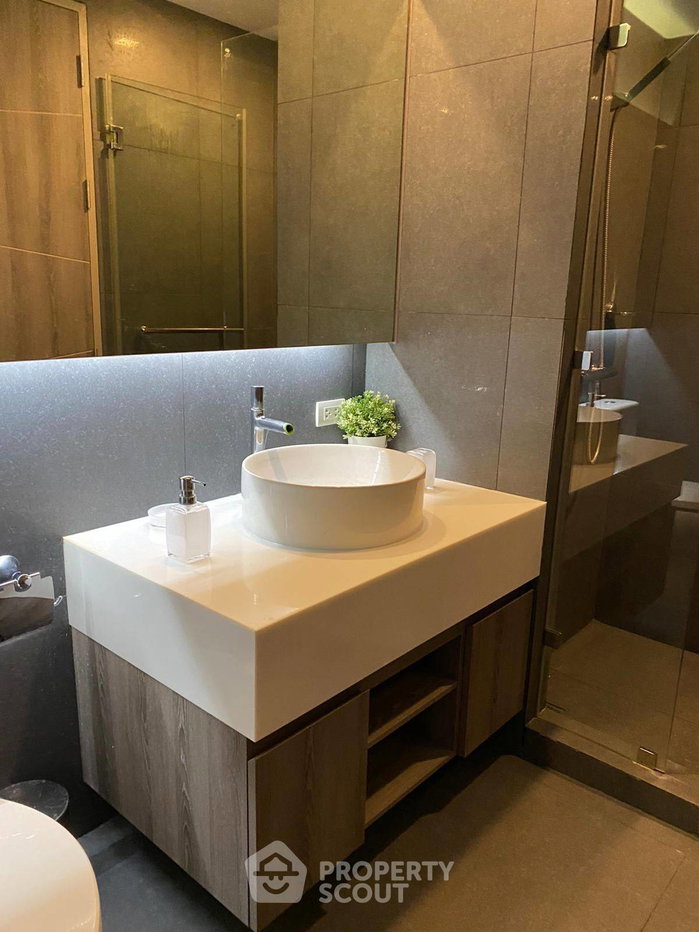 รูป คอนโด 1-ห้องนอน ที่ ทราเพโซ สุขุมวิท 16 ใกล้ MRT ศูนย์การประชุมแห่งชาติสิริกิติ์ (ID 732750) - รูปที่ 3/9