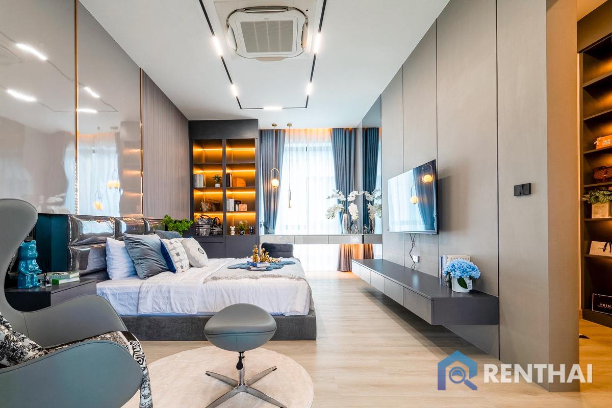 รูป พูลวิลล่าหรู 5 ห้องนอน ทำเลใกล้อ่างเก็บน้ำมาบประชัน พัทยา - รูปที่ 5/13