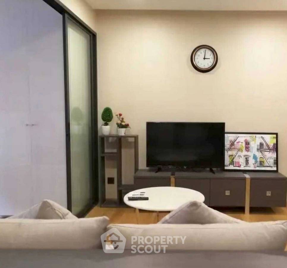picture 1-BR Condo at Klass Langsuan near BTS Chit Lom (ID 2775871) - 1/4
