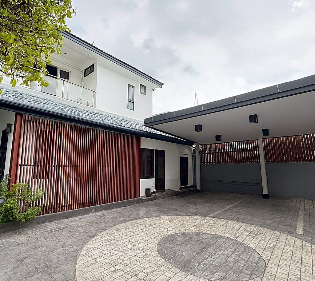 รูป บ้านหรู 5 ห้องนอน พร้อมสระว่ายน้ำ ใจกลางทองหล่อ ** NO CO-AGENT ** - รูปที่ 22/22