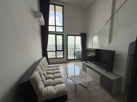 For Rent Condo THE TREE PATTANAKARN-EKKAMAI Building 1, Floor 29,Duplex, Room size 35.00 sqm