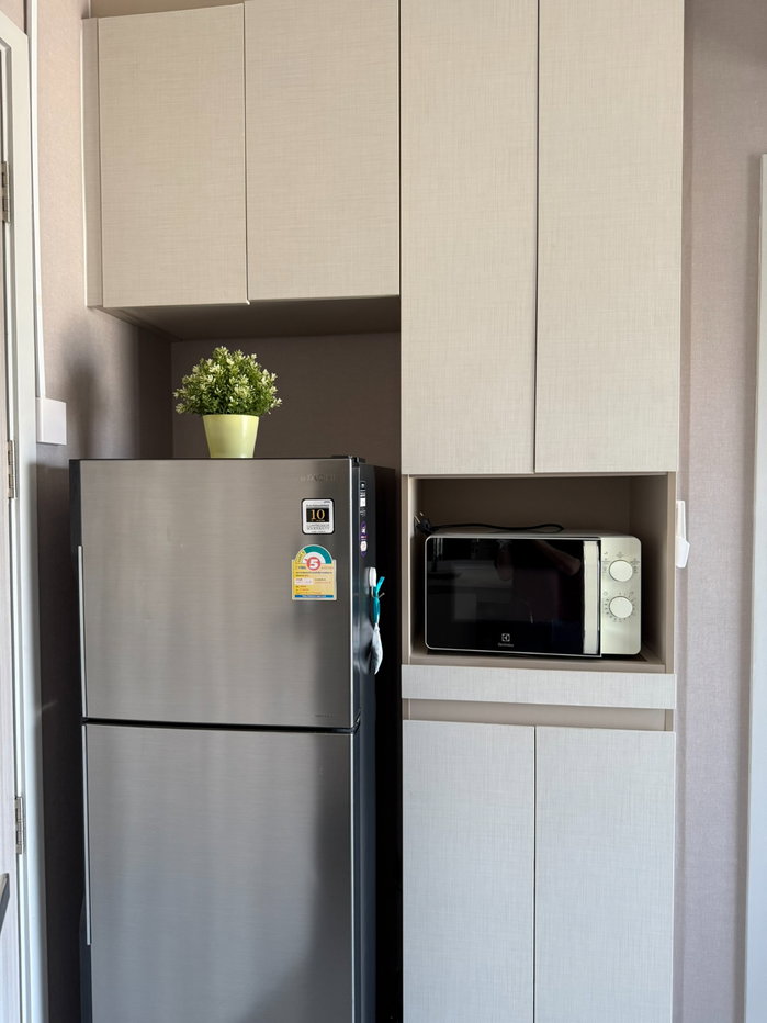 รูป WS6979 🏙️ คอนโดหรู ใจกลางสาทร | วิวสูง ชั้น 23 พร้อมเข้าอยู่! ✨ เพียง 19,000 บาท/เดือน - รูปที่ 6/10