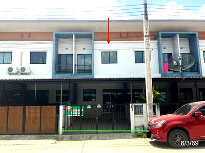 Townhouses for sale Hemaraj Eastern Seaboard Industrial Estate : TOWN HOUSE 17.9 Sq.w. Pluak Daeng Rayong for 1.9M