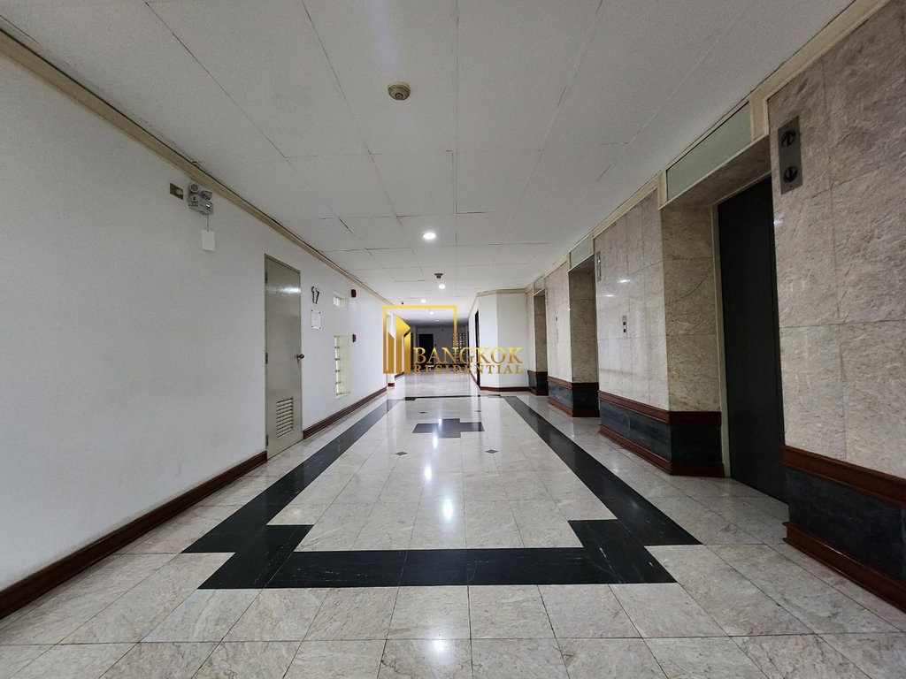 picture Richmond Palace | Fantastic Value 2 Bed in Phrom Phong  - BR19930CD - 31/33