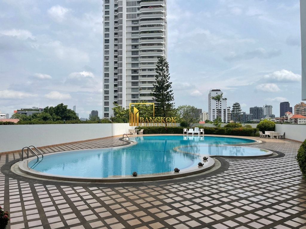 รูป Oriental Towers | Expansive 3 Bedroom Pet Friendly Condo in Ekkamai - BR17432CD - รูปที่ 31/42