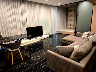 Condos for rent Sathorn Thani Tower : For Rent Condo THE BANGKOK SATHON Building 1, Floor 39,1 bed room, Room size 64 sqm