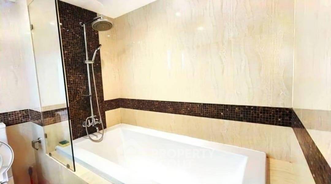 รูป คอนโด 1-ห้องนอน ที่ เดอะ คลิฟ พัทยา ใกล้ ถนนพระตำหนัก พัทยา (ID 2081233) - รูปที่ 9/10