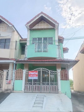 Urgent sale! Ready-to-move-in 2-story townhouse in Rungkit Villa 11, Rom Klao. Special price!