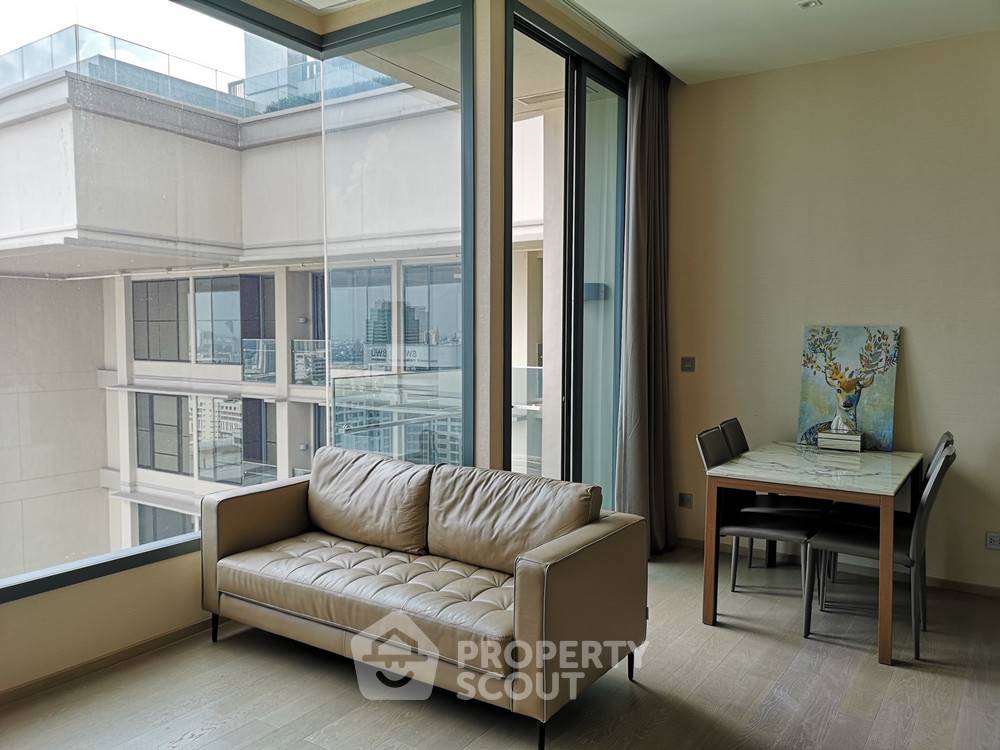 รูป คอนโด 2-ห้องนอน ที่ ดิ เอส อโศก ใกล้ MRT สุขุมวิท (ID 374223) - รูปที่ 9/15