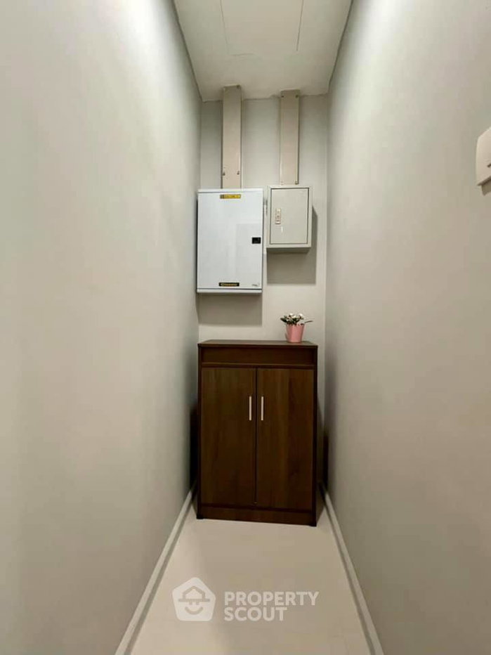 รูป คอนโด 1-ห้องนอน ที่ วินด์ สุขุมวิท 23 ใกล้ BTS อโศก (ID 425796) - รูปที่ 3/21