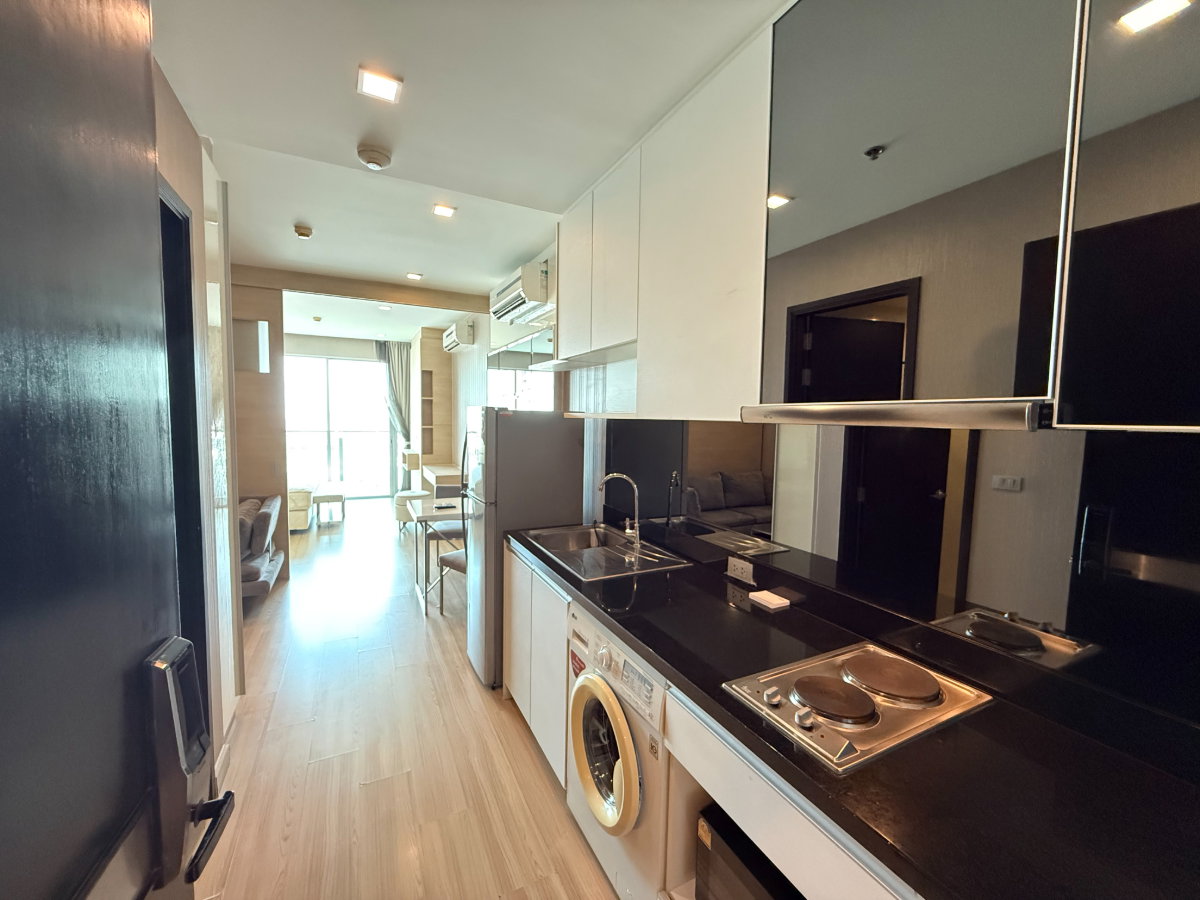 รูป ให้เช่า สกายวอล์ค เรสซิเดนซ์ กว้างขวาง 1 ห้องนอน 40 ตรม วิวเมือง ไม่บล็อค ใกล้ BTS พระโขนง - รูปที่ 12/23