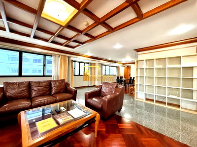 Condos for rent : United Tower | Very Spacious 2 Bedroom Condo in Thonglor - BR18531CD