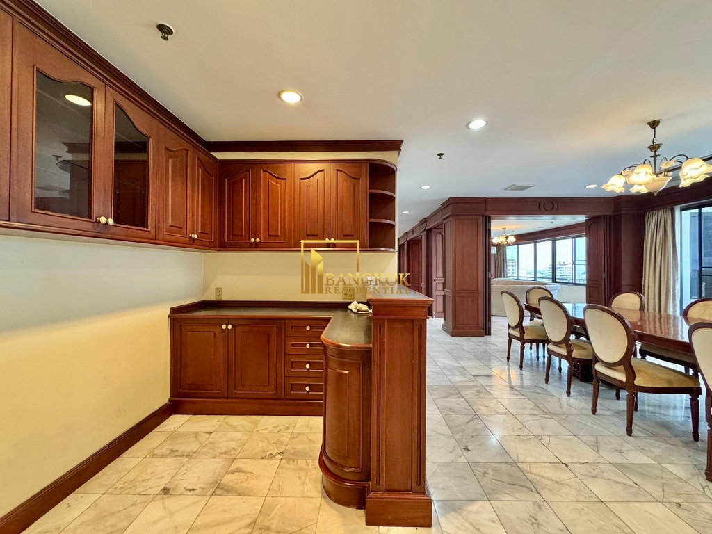 รูป Moon Tower | Expansive 2 Bed Condo in Ekkamai Area - BR4416CD - รูปที่ 14/46