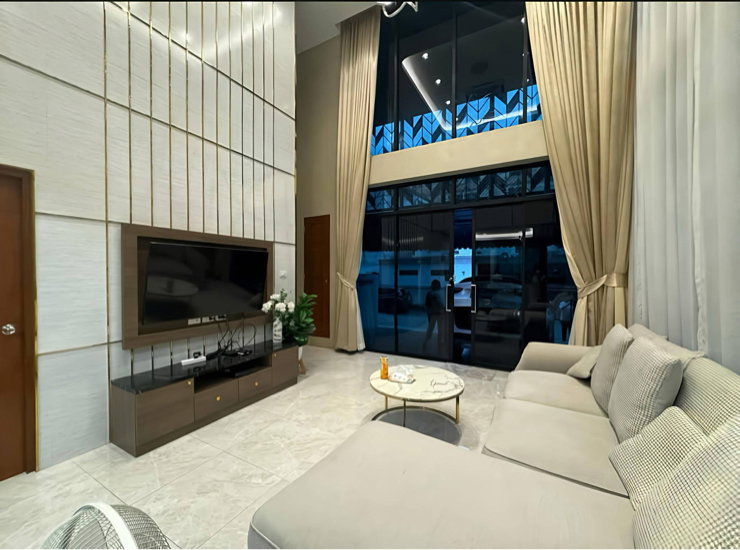 รูป 🔥 Home Office ให้เช่า 100,000 บาท/เดือน‼️ 🏡 ลาดพร้าว–วังหิน | หลังมุม | พร้อมอยู่  ✨ Luxury 3.5 ชั้น | เหมาะอยู่อาศัย + ทำธุรกิจ • - รูปที่ 2/9