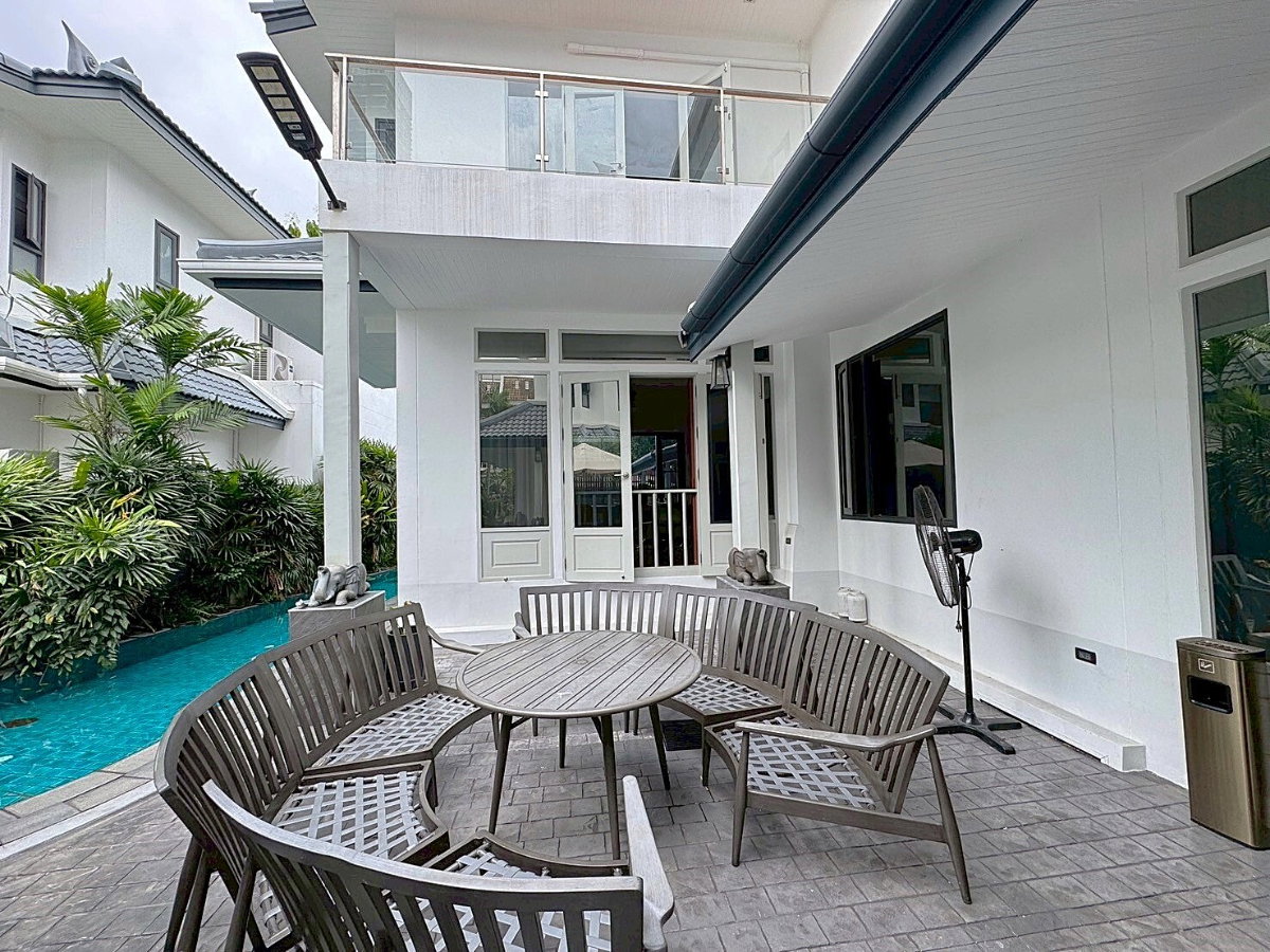 รูป บ้านหรู 5 ห้องนอน พร้อมสระว่ายน้ำ ใจกลางทองหล่อ ** NO CO-AGENT ** - รูปที่ 16/22