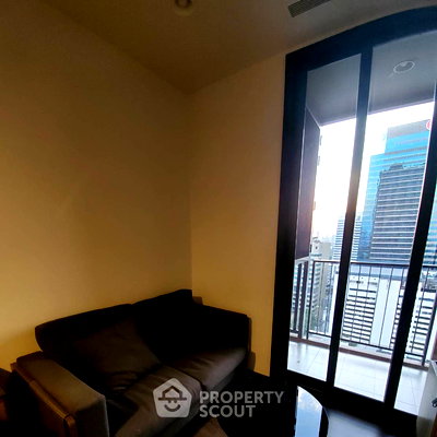 คอนโดให้เช่า : คอนโด 1-ห้องนอน ที่ โอกะ เฮ้าส์ สุขุมวิท 36 ใกล้ BTS ทองหล่อ (ID 665900)