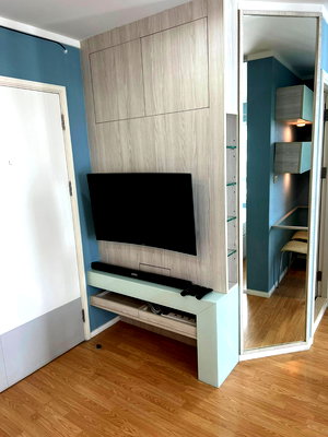 Condos for rent HomePro Rama 9 : 🚨 Beautiful room, high floor view. Book now before it's gone! Urgent rental 🔥 LPN Place Srinakarin – Hua Mak Station. Great location, 