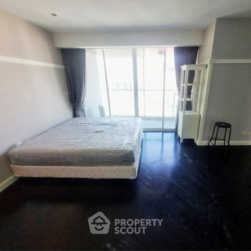 2-BR Condo at Urbana Langsuan Condominium near BTS Ratchadamri (ID 2776754)