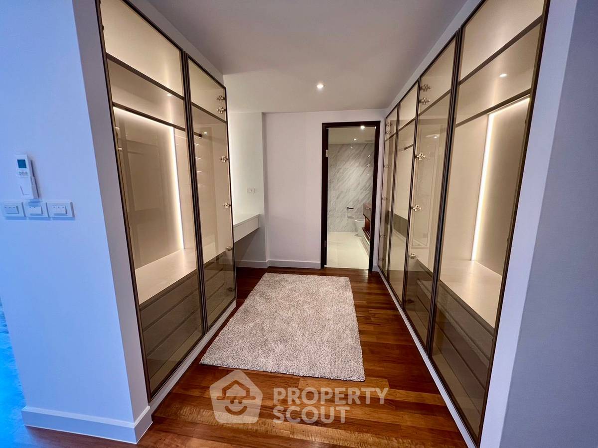 รูป คอนโด 4-ห้องนอน ที่ สมคิด การ์เด้น คอนโดมิเนียม ใกล้ BTS ชิดลม (ID 436792) - รูปที่ 3/21