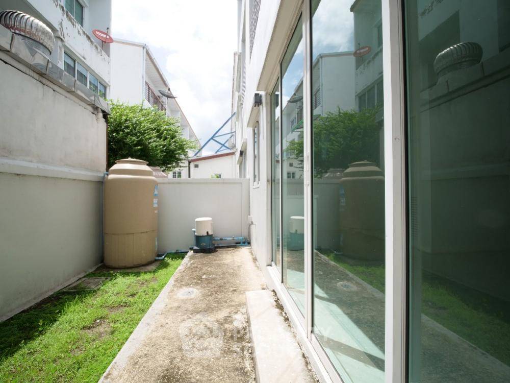 รูป ทาวน์เฮาท์ 3-ห้องนอน ใน ลาดพร้าว (ID 1598287) - รูปที่ 10/44