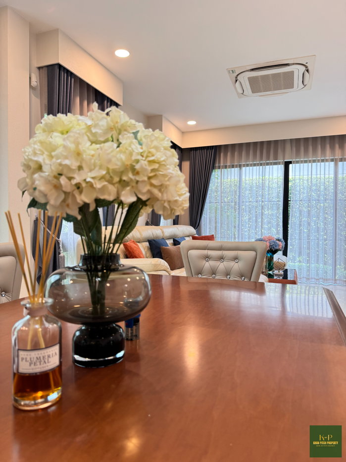 รูป ขาย เช่า บ้านเดี่ยวแปลงมุม นันทวัน พระราม 9 – กรุงเทพกรีฑาตัดใหม่ (Nantawan Rama 9 – Krungthep Kreetha) แต่งครบ พร้อมอยู่ ใกล้โรงเรียนนานาชาติ 🌿 - รูปที่ 6/24