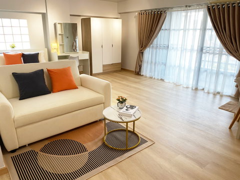 📌For Sale !!🔥ขายด่วน คอนโดห้องใหญ่ ใกล้รถไฟฟ้าเดอะมอลล์บางกะปิ ✅ลิฟวิ่งเพลส ลาดพร้าว 140 💥ราคาดีที่สุด !!