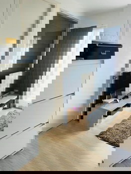 [Self-sale] Parkland Lakeside Srinakarin 36 square meters. M. 6th floor, lake view. Room's in good condit