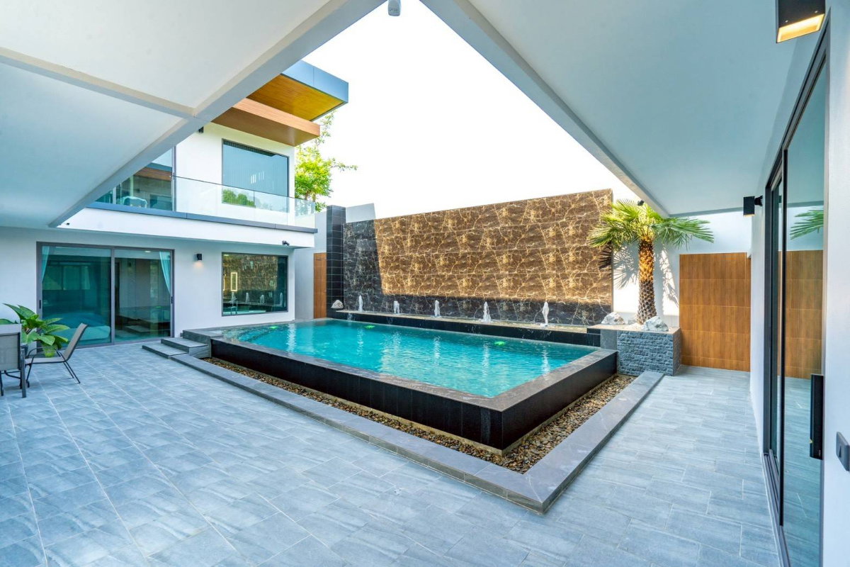 รูป ขายวิลล่าหรูดีไซน์สุดพรีเมียม ในพัทยา ทำเลทุ่งกลม-ตาลหมัน เดินทางง่าย ใกล้แหล่งท่องเที่ยวและสิ่งอำนวยความสะดวกครบครัน - รูปที่ 24/29