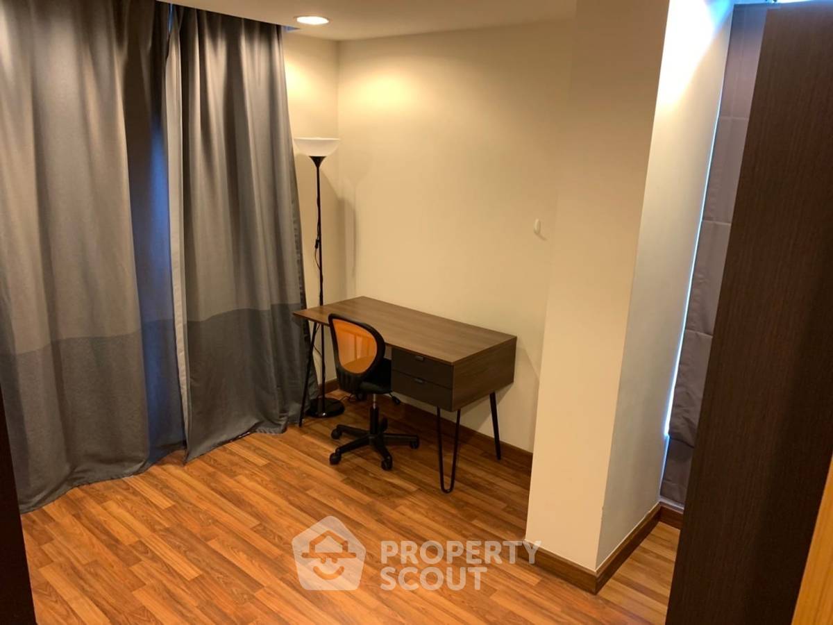รูป คอนโด 2-ห้องนอน ที่ ซีนิธ เพลส สุขุมวิท 42 คอนโดมิเนียม ใกล้ BTS เอกมัย (ID 866929) - รูปที่ 2/5