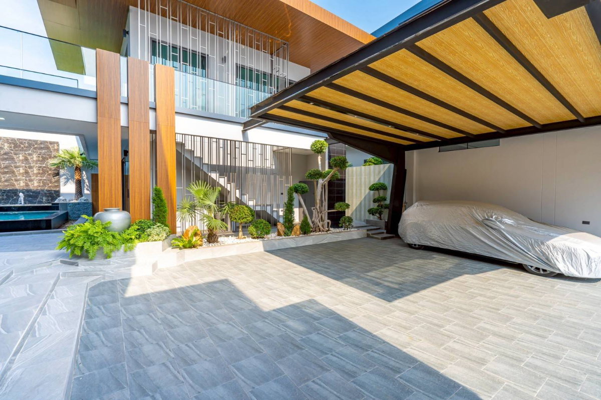 รูป ขายวิลล่าหรูดีไซน์สุดพรีเมียม ในพัทยา ทำเลทุ่งกลม-ตาลหมัน เดินทางง่าย ใกล้แหล่งท่องเที่ยวและสิ่งอำนวยความสะดวกครบครัน - รูปที่ 28/29